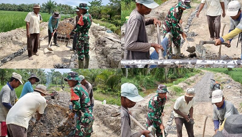 Babinsa Koramil 02/TL dan Warga Laksanakan Gotong Royong Perbaikan Jalan