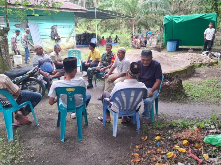 Rasa Duka Mendalam, Babinsa Koramil 13/AN Hadiri Pemakaman Warga Sebagai Wujud Kepedulian