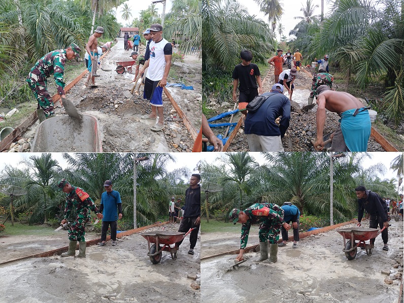 Babinsa Sertu Sri Sugianto dan warga Gotong Royong Perbaiki Jalan Menuju Mesjid di Desa Teluk Piai