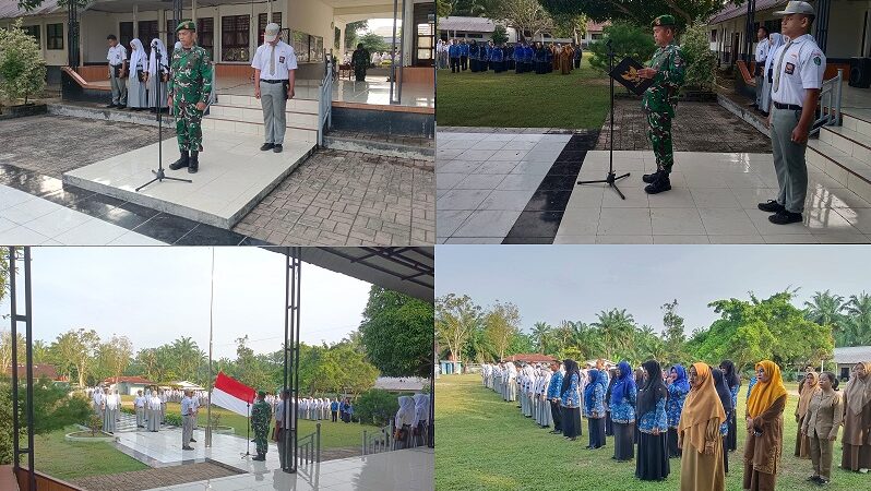Bati Tuud Koramil 07/ AKB Pelda BJ. Pulungan Pembina Upacara di SMA Negeri I Sukarame Aek Kota Batu