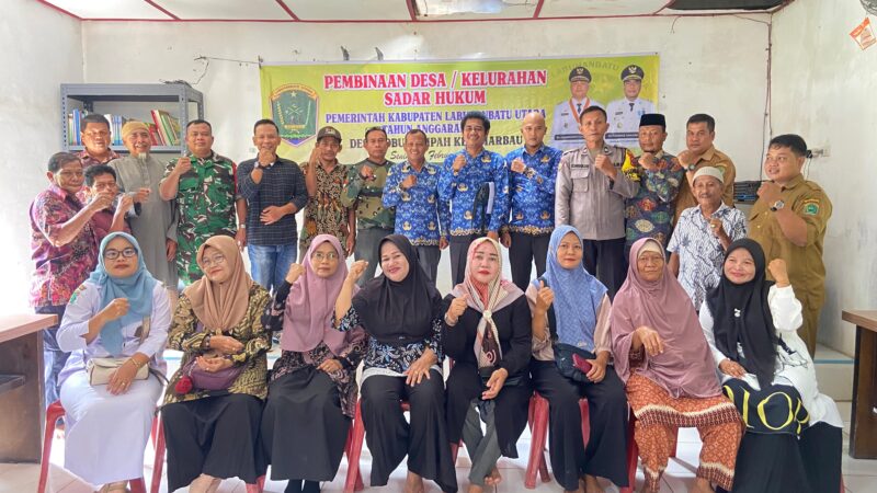 Babinsa Koramil 06/MB Hadiri Penyuluhan Pembinaan Desa Tentang Sadar Hukum Di Desa Lobu Rampah Kecamatan Marbau